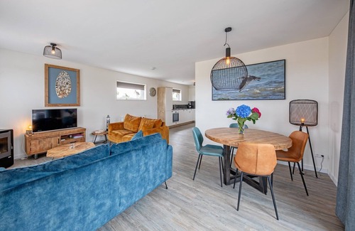 Den Burg House | Holiday home near forest with wellness garden