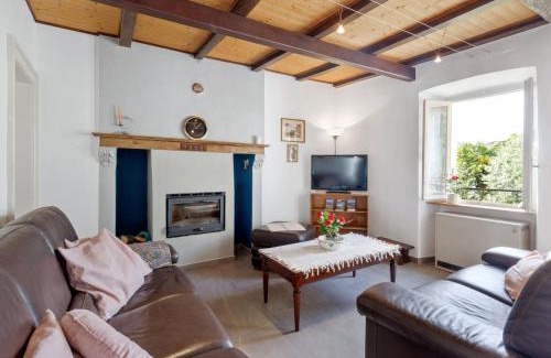 Novaggio House | Holiday Home Nel Nucleo by Interhome