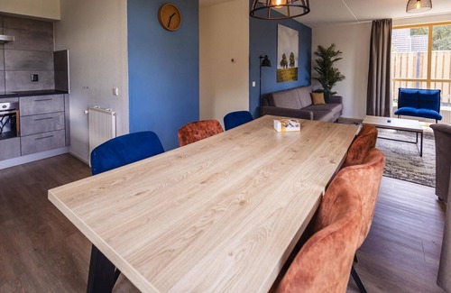 Ewijk House | Holiday Home Nijmegen Quiet with Terrace