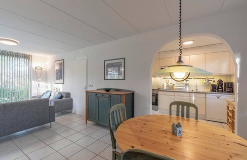Sint Maartensvlotbrug House | Holiday Home near Dutch Beach with Pool