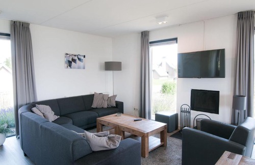 Tholen House | Holiday Home Oesterdam Resort-12