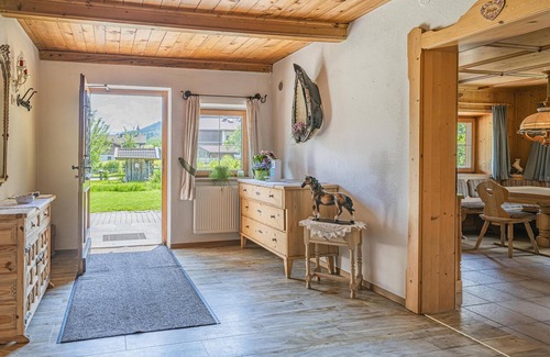 Feuring Apartment | Holiday home on a former stables