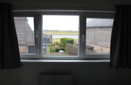 Grou House | Holiday home overlooking the water