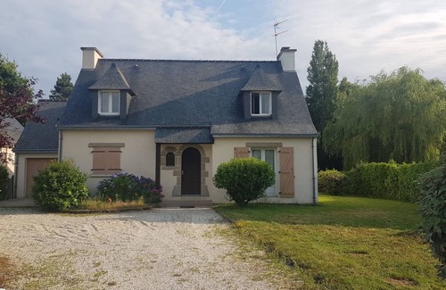 Penvins House | Holiday Home 'Penvins À 300m De La Plage' with Private Terrace, Private Garden and Wi-Fi