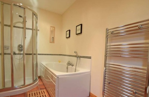 Coleraine House | Holiday Home - Portrush (Sleeps 6)