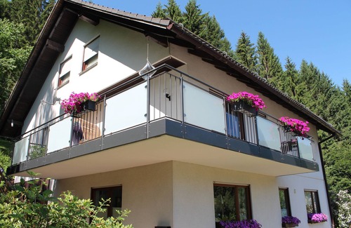 Sorpetal Apartment | Holiday Home Rehsiepen near Winterberg