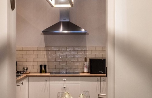 Ypres House | Holiday Home Relax With Sauna, Jacuzzi and Sunshower in Ypres