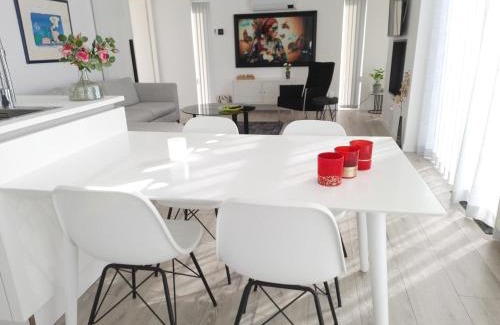 Wemeldinge House | Holiday Home Ruisweg 46 by Interhome