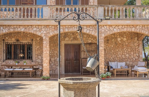 Son Antem House | Holiday Home 'S'escodra' with Mountain View, Garden & Wi-Fi