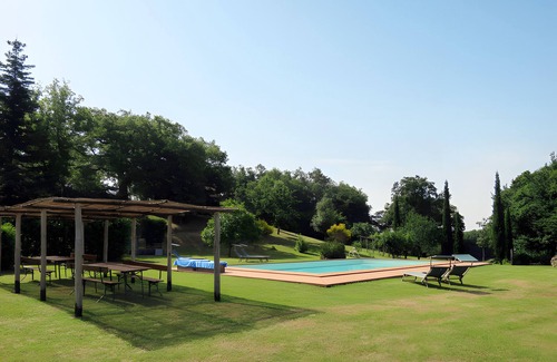 Montieri House | Holiday Home 'San Michele - La Valle' with Mountain View, Shared Pool and Air Conditioning
