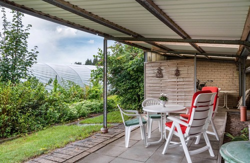 Jever House | Holiday Home 'Schenum' with Private Terrace and Private Garden