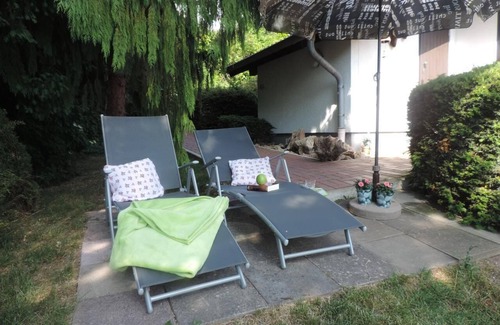 Waldeck House | Holiday home Schlossblick with partial lake view