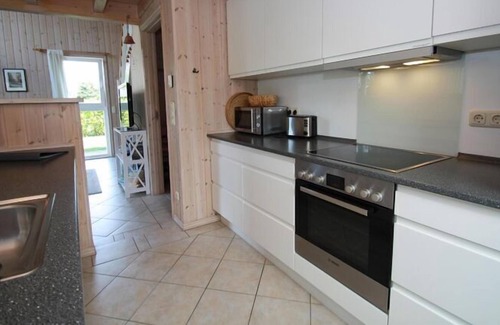 Dummer House | Holiday home Seeidyll with sauna on lake Dümmer, Dümmer