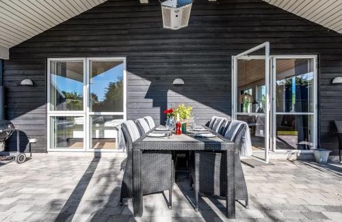 Juelsminde House | Holiday Home Shania - 300m from the sea by Interhome