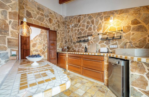 Arta House | Holiday Home 'Sol Y Luna' with Mountain View, Wi-Fi and Air Conditioning