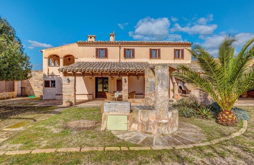 Algaida Villa | Holiday Home "Son Galiana" with Wi-Fi, Garden & Terrace