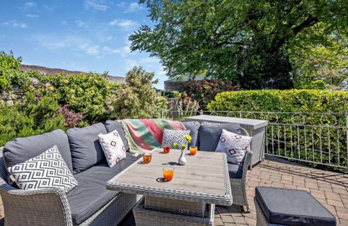Garn Fadryn House | Holiday Home Stabal y Penrhyn by Interhome
