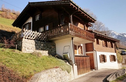 Kublis Ski Chalet | Holiday home Stutz house part left