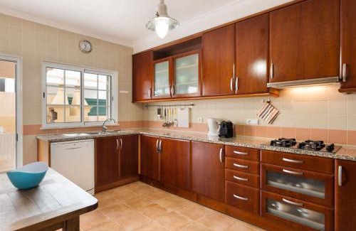 Pera House | Holiday Home Sunny Home by Interhome
