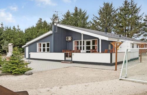 Vejers House | Holiday Home Tascha - 1-5km from the sea by Interhome