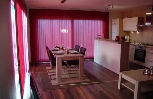 Onderdijk House | Holiday home time out right on the water