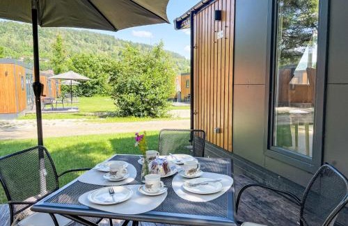 Riedenburg House | Holiday Home Tiny Haus Drei Burgen by Interhome