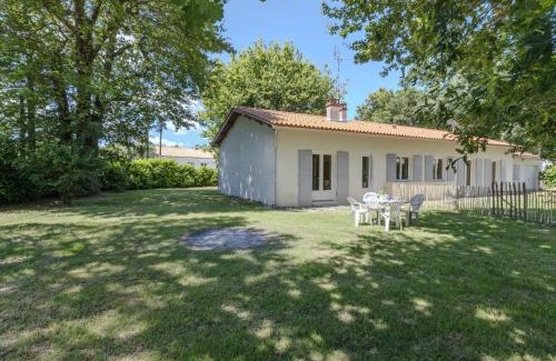 Medis House | Holiday Home Tribord by Interhome