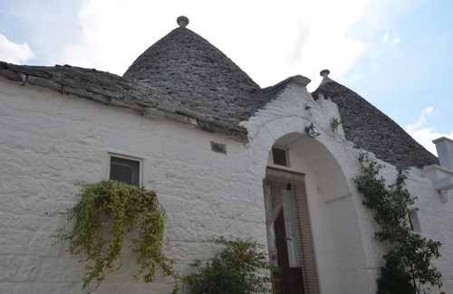 The Trulli of Alberobello House | Holiday Home Trullo Zio Cosimo Alberobello with A/C & Wi-Fi