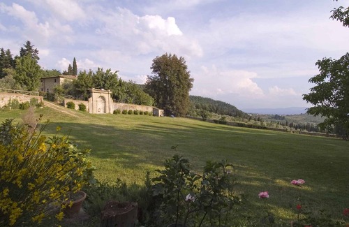 Montaione House | Holiday home Two-room apartment for 4 people with outside area