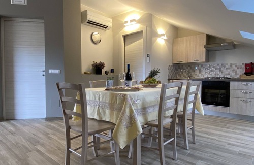 Avola Apartment | HOLIDAY HOME "U SCRUSCIU RO MARI"