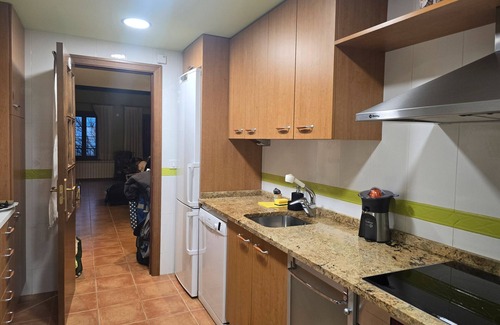 Badaguas House | Holiday Home 'Un Duplex Con Encanto' with Mountain View, Private Terrace and Wi-Fi