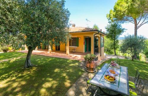 Casale Marittimo House | Holiday Home Villa Le Querce by Interhome