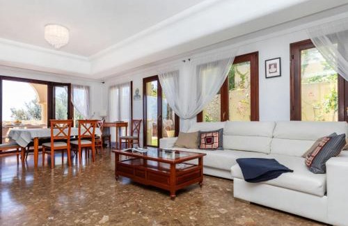 Peniscola House | Holiday Home Villa Bellevue by Interhome