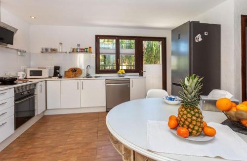 Peniscola House | Holiday Home Villa Bellevue by Interhome