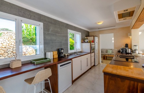 Marina de Son Ganxo Villa | Holiday Home “Villa Son Tato” with Ocean View, Pool, Terrace, Garden & WiFi