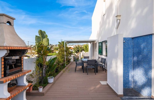 Vale de Parra House | Holiday Home 'Villa Sol' with Private Pool, Wi-Fi and Air Conditioning