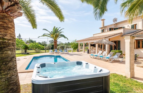 Son Antem House | Holiday Home 'Villa Sun Club Home' with Private Pool, Wi-Fi and Air Conditioning