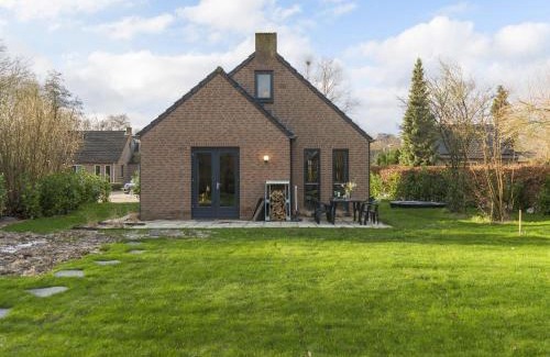 Ewijk House | Holiday Home Vip Wellness Ewijk by Interhome