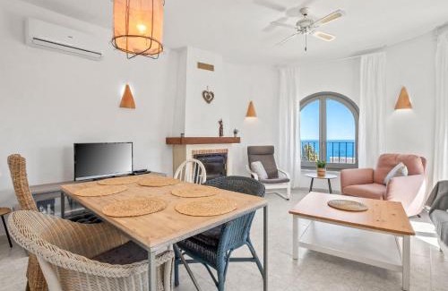 Cumbre del Sol House | Holiday Home Vista Romantica by Interhome