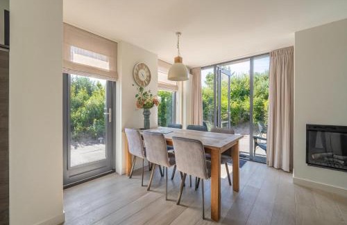 Egmond aan den Hoef House | Holiday home with sauna