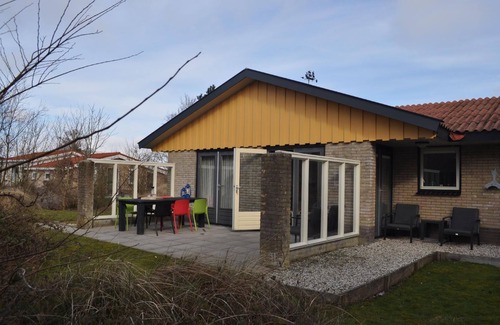 Ballum House | holiday home "Wad and Wal" with swimming pool