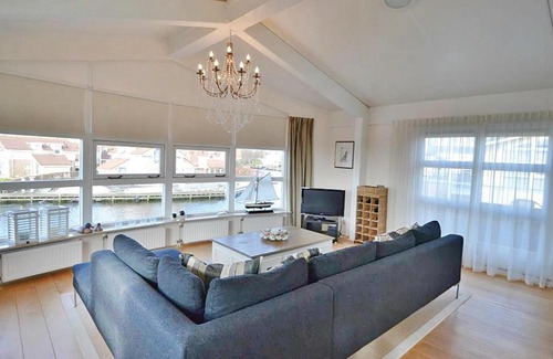 Workum House | Holiday Home Waterpark It Soal 05