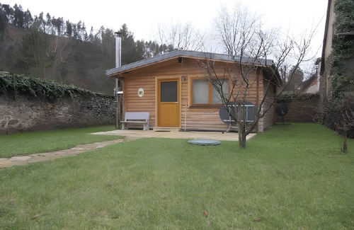 Sulzburg House | Holiday Home 'Weichart' with Shared Terrace, Shared Garden and Wi-Fi