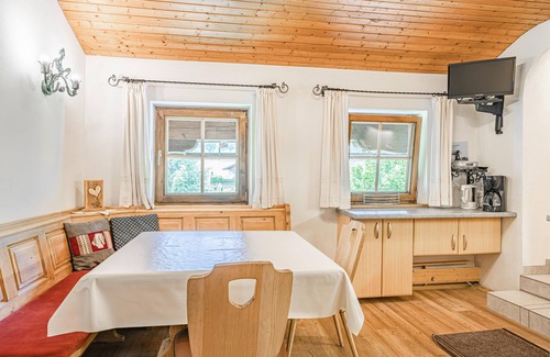 Feuring Apartment | Holiday home with balcony near the ski lift