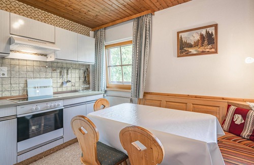 Feuring Apartment | Holiday home with balcony near the ski lift