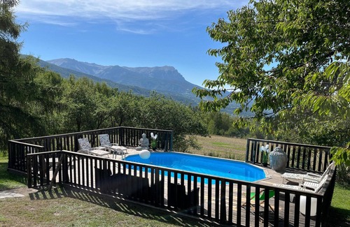 Saint-Sauveur House | Holiday Home with sauna, Saint-Sauveur