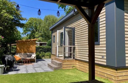 Sint Maartensvlotbrug House | Holiday home with terrace