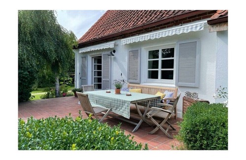 Stocksee House | Holiday home with 2 bedrooms