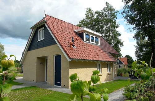 Westerbork House | Holiday Home with dishwasher, 20km from Assen