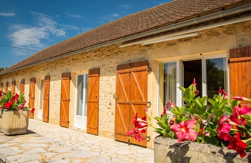 Saint-Pompont House | Holiday home with garden and private pool